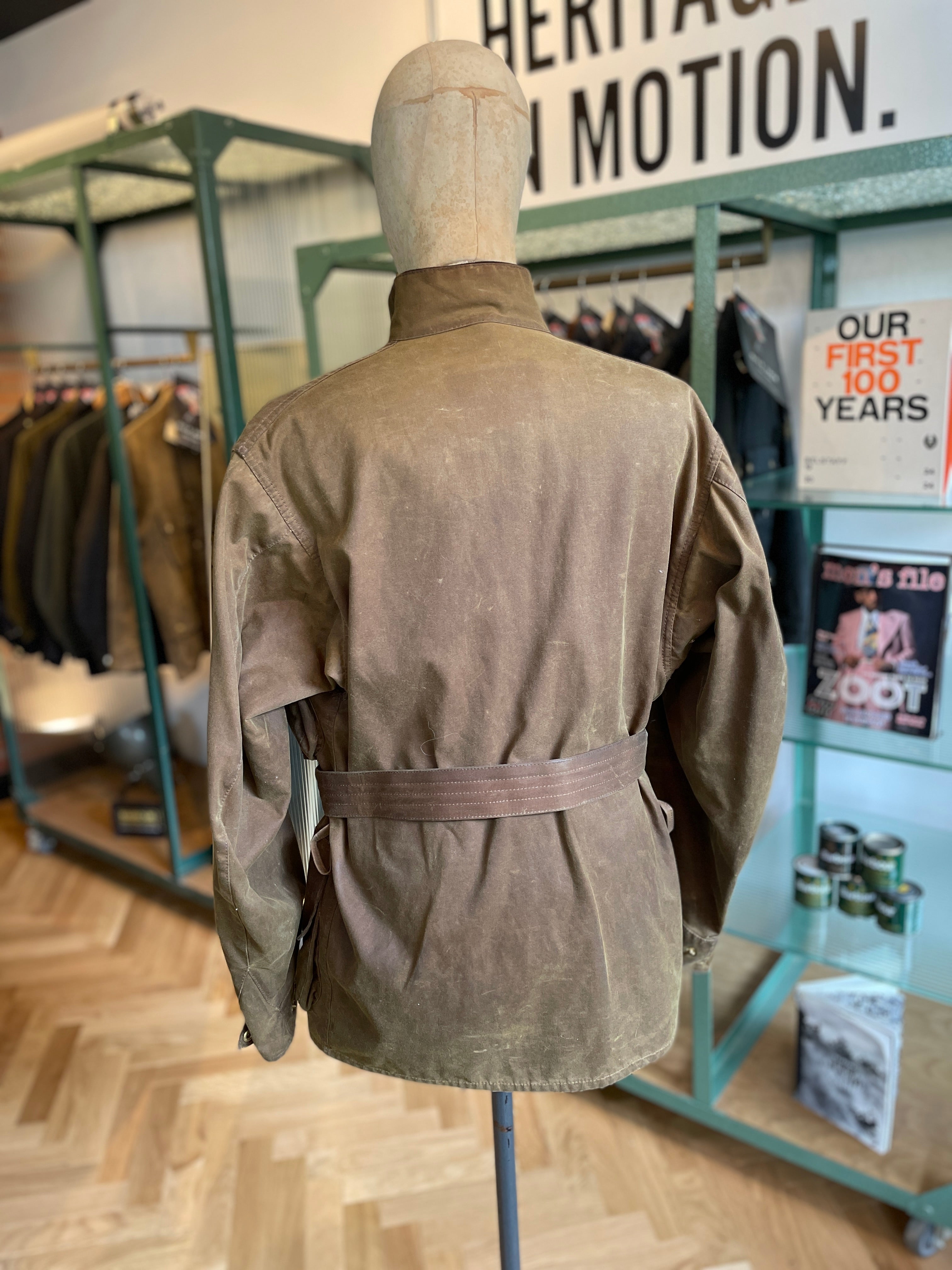 BARBOUR INTERNATIONAL “75th ANNIVERSARY” TAN BROWN WAX JACKET MENS MEDIUM (38)