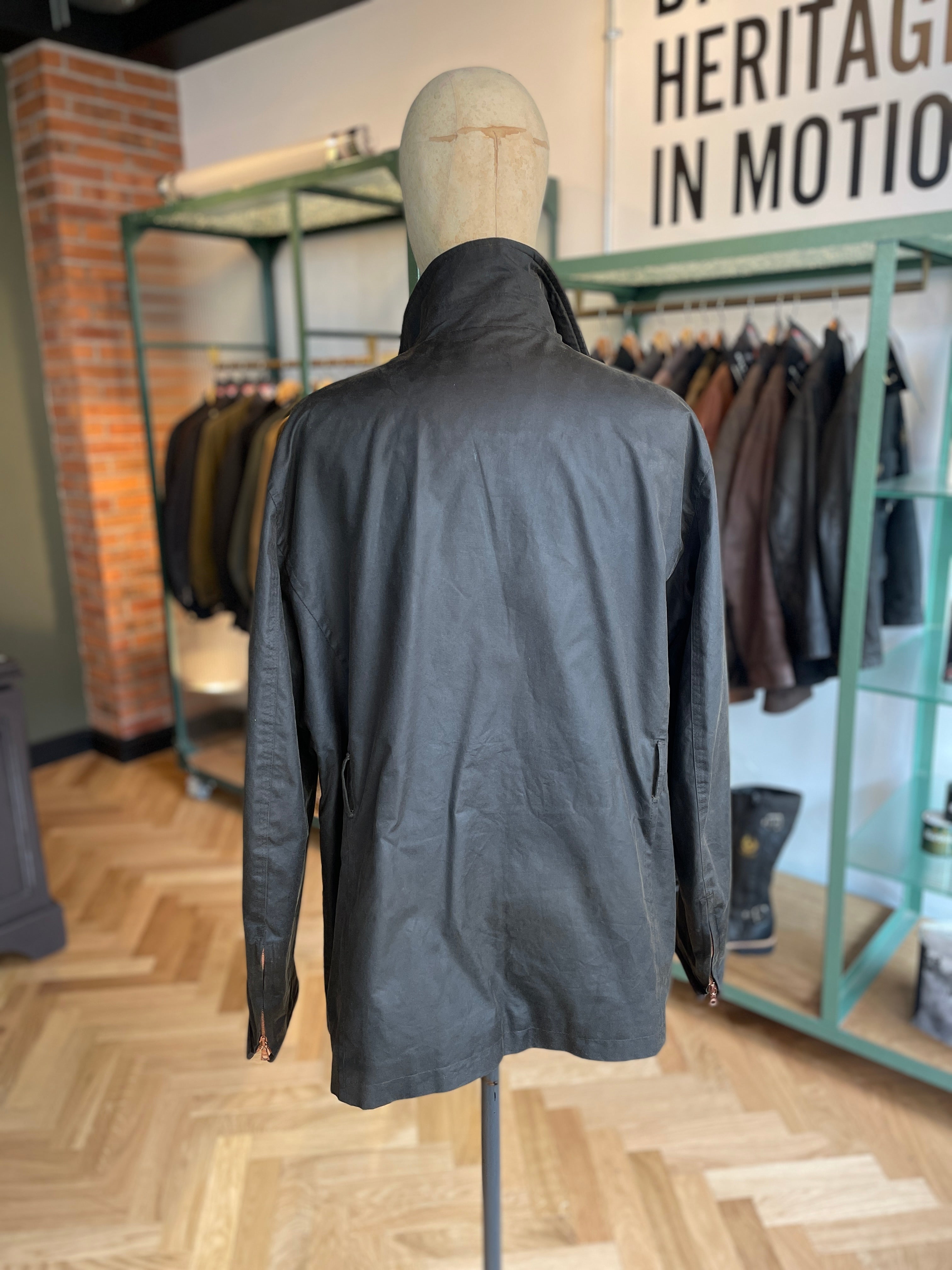 PRIVATE WHITE V.C TWIN TRACKS OLIVE GREEN JACKET MENS XL (6)