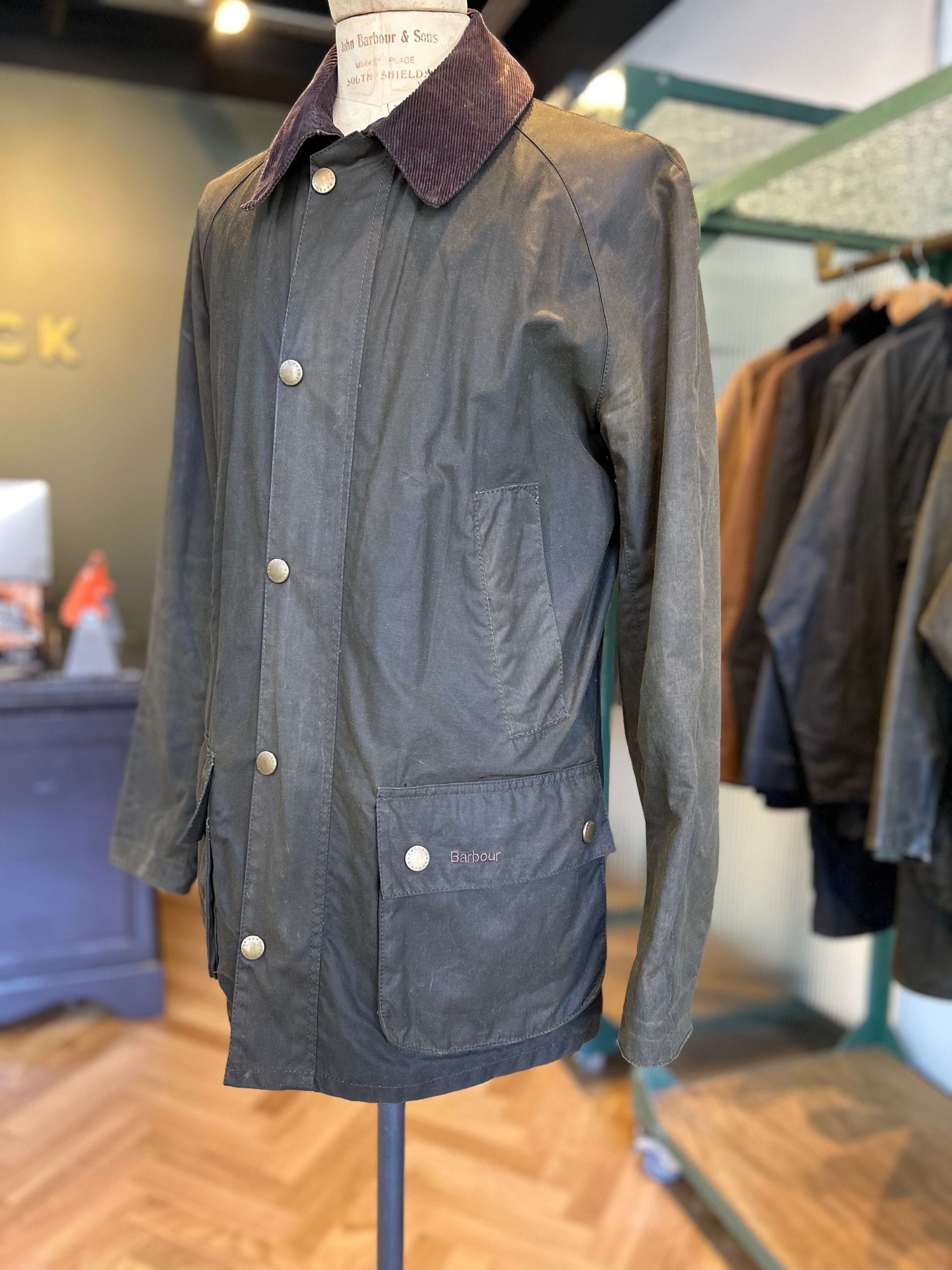 BARBOUR OLIVE ASHBY OLIVE GREEN TRADITIONAL MENS SIZE SMALL